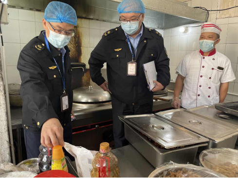 中山市市場監管局全覆蓋檢查我市集中隔離場所食品及特種設備安全1075.png