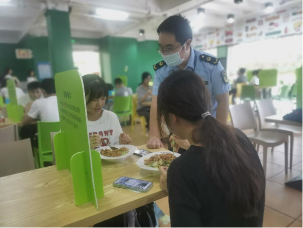 自動轉存圖片