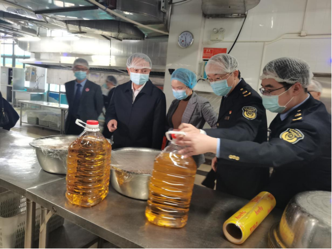 自動轉存圖片