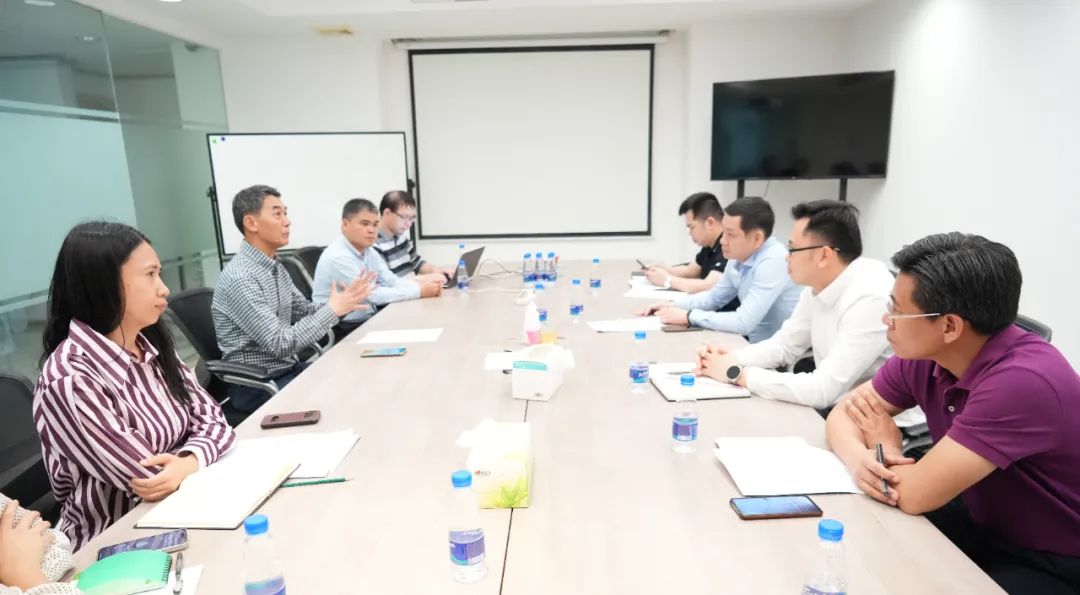 聽(tīng)需解困鼓干勁！市商務(wù)局深入港口企業(yè)走訪調(diào)研1.jpeg