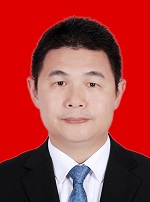 段家兵(黨委委員、公安分局局長）