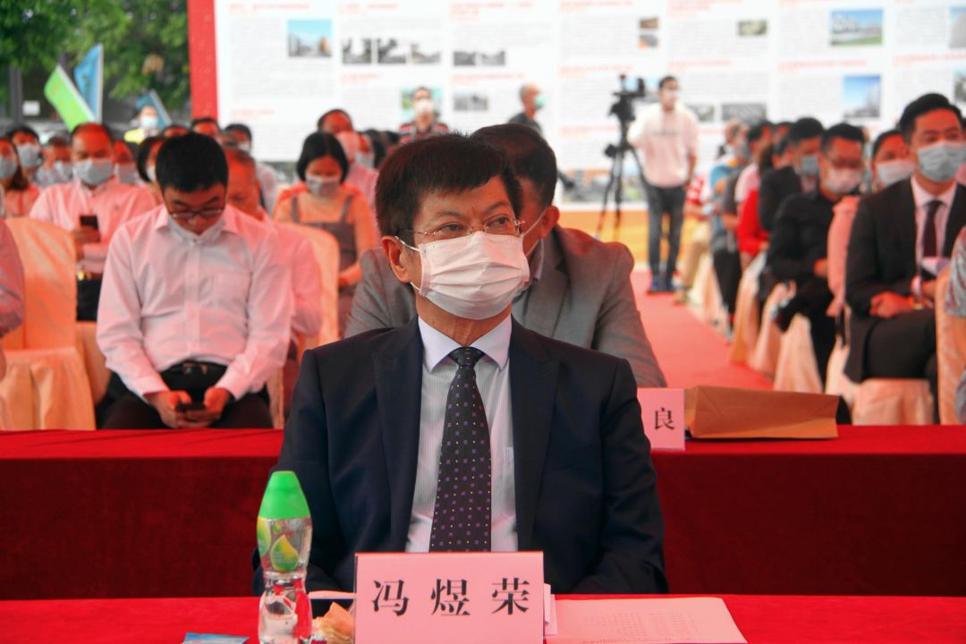 2020-3-262020年港口鎮(zhèn)投資經(jīng)貿(mào)交流會(huì)暨項(xiàng)目集體動(dòng)工、投產(chǎn)(竣工)大會(huì)圓滿召開004.jpg