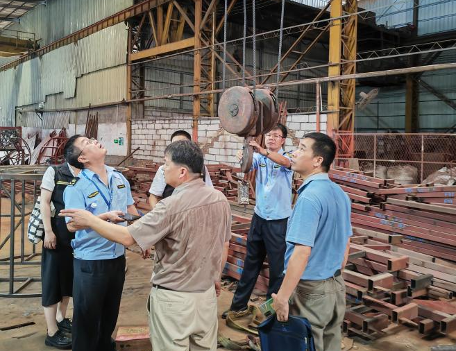 市應急管理局到港口鎮開展專項排查整治檢查督查2.png