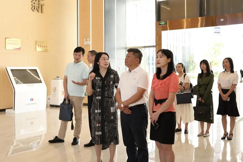 法治日報社黨委委員、副總編輯陳建國一行到中山調研1.jpg