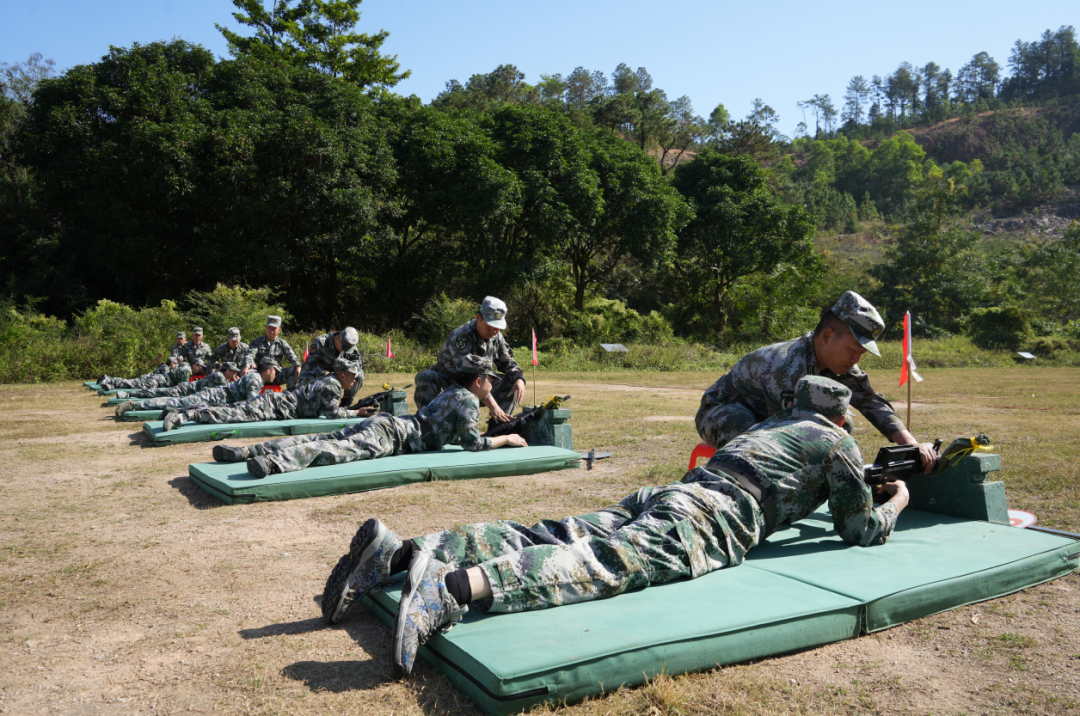 港口鎮組織開展“軍事日”活動1.png