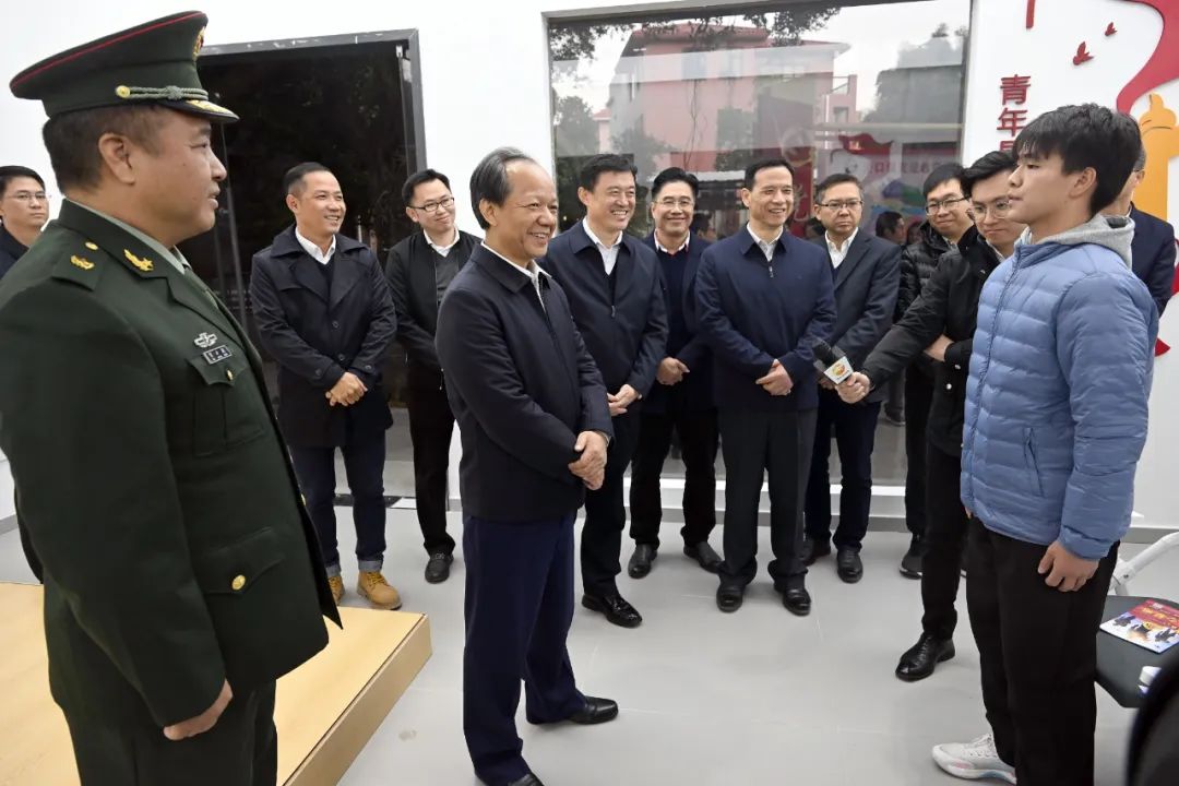 郭文海到港口鎮調研：抓細抓實年底各項工作 把日夜兼程奮斗成效體現在拼經濟戰果上1.jpeg
