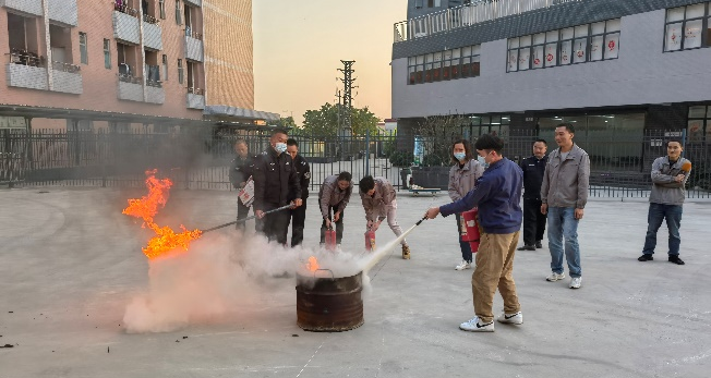 青年建功在行動！安全生產他們這樣做2.png
