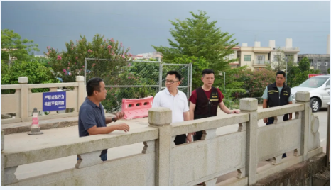 迅速行動(dòng)！港口鎮(zhèn)扎實(shí)做好防汛工作1.png