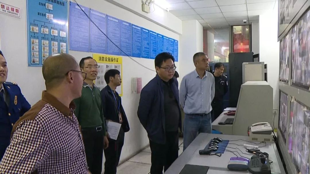 2019-12-26市安委會督導組對我鎮密集場所展開安全大檢查002.jpg